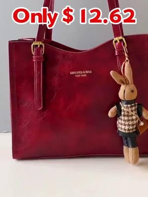 Red bags are a MUST HAVE in every girl’s bag collection 🍷🐰#bag #bags #purse #bagcollection #bagessentials #redbag #cherryred #whatsinmybag #whatsinmypurse #totebags #tote #totebagaesthetic #solid #zipper