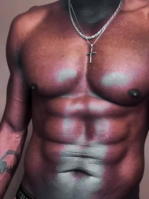 Bring it #micross #micgod #hotgusoftiktoc #blackguysoftiktok #biceps #vcut #abs #sixpack #muscleman #muscles #muscle #fyp 