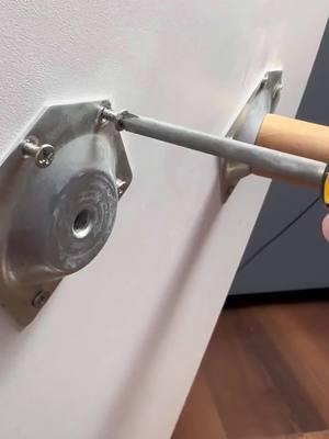 Tighten a screw in a second, which is simple and convenient to use. #amazon #amazonfinds #amazonmusthaves #amazonvirtualtryon #amazonmusicproudheroes #amazonmusicjinglebelltok #amazonprime #amazonfavorites #amazonsavingspree #amazonfashion