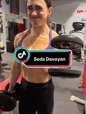 #SedaDavoyan #muscular #bodybuilder #Musclemommy #FYP #pumped #Jacked #veinspopping #ripped #Biceps #vascular #veins #Shredded #Tiktok #viral #foryoupage #flexing #fbb 