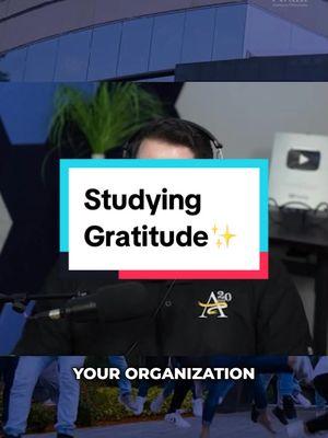 🩹”it’s healing power for them” On this episode of Healthcare Heartbeat, DAISY Foundation co-founder Bonnie Barnes discusses the importance of giving patients an opportunity to show gratitude. Find out how far a “Thank You” really goes on this episode! Subscribe on Spotify, Apple, YouTube, or wherever you get your podcasts and never miss an episode! #usrn #gratitude #daisyaward 