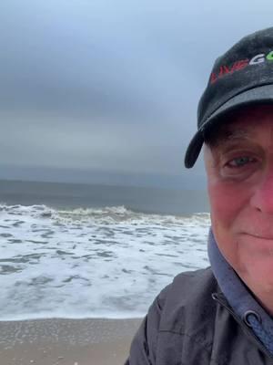 Rainy walk on the beach!  http://marksfreetour.com #financiallyfree #financialfreedom #livegood #livegoodopportunity #wisconsinentrepreneur #tennesseeentrepreneur #boomerentrepreneur #indiaentrepreneurs #germanentrepreneurs #millennialentrepreneur #latinostiktok #koreanentrepreneurs #genxentrepreneur #atlantaentrepreneurs #arizonaentrepreneurs #asianentrepreneur #chicagoentrepreneurs #latinosentrepreneurs #teacherentrepreneurs #genxentrepreneurlife 