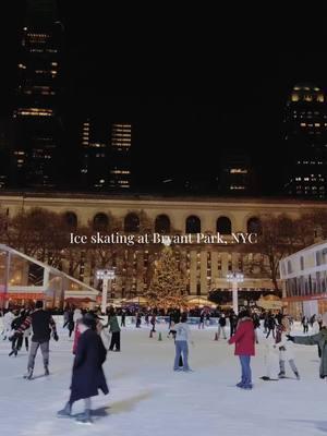 Un plan que debes hacer si vas a Nueva York en Navidad ⛸️🤍🗽 #IceSkating #newyork #bryantparknyc #bryantparkiceskating #bryantparkwintervillage #newyorkcity 