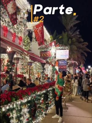 Bienvenidos a SAN AGUSTíN, FLORIDA. (Parte 2) 🤩 PODRÁ VER LAS LUCES Y DECORACIONES HASTA EL 26 DE ENERO DEL 2025  El día de hoy les traigo un mini resumen de la ciudad más antigua de los Estados Unidos y si es que decide pegarse el viaje aquí le muestro mis recomendaciones de algunos lugares para que vaya y los conozca durante su visita.  ✅ Déjame saber en los comentarios si ya conocías esta ciudad  📍Lugares y eventos mencionados: - Tour en barco por el río perfecto para el atardecer 🌅  - Recorrido por la calle St, George - Pizza time, una de las mejores en la Florida - Recorrido histórico por el castillo de San Marcos  - Helados en Cafe del Hidalgo  - Recorrido de la noche de luces: NIGHTS OF LIGHTS  - Faro y museo de San Agustin #sanagustin #saintagustineflorida #fl #viajes #turismo #navidad #pizzatime #castillodesanmarcos #staugustine #nightsoflights #photography #filmmaking #thingstodoinmiami #miami