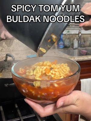 Samyang Spicy Tom Yum Buldak Noodles #buldakramen #buldaknoodles #samyangnoodles #samyang #tomyum #noodles #noodlesoup #noodletok 