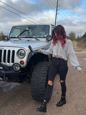 I’m not giving up on you yet, Santa 🥹 #Jeepgirl #jeeplife #jeepjk #wrangler #jeepwrangler #mallcrawler #jeepgirlsdoitbetter #adventure #houstonjeeps #jeepgirlslikeitdirty #2doorjeep #jeepbabe #jeep #jeepgirlgang #jeepgirlsrock #newtires #neednewtires #tires 