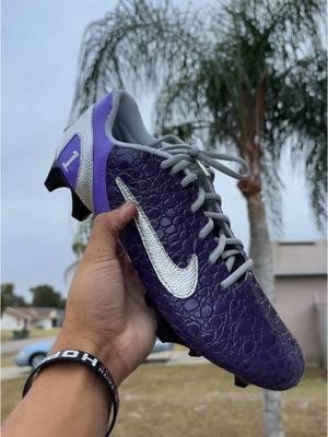 Custom Kobe 6 inspired customs for my guy @jayce🤟🏽 🟣☑️ #customcleats #football #nfl #CollegeFootball 