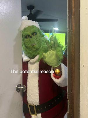 Replying to @MurderCommunists maybe🤔 this is what he was doing 1 hr before 😆  The kids loved it but it also gave them more energy🤸 We had fun and thats what’s most important 🙌🏻🎄#christmas #christmas2024 #momof4 #thegrinch #parentsonchristmas #parents #toddlers 