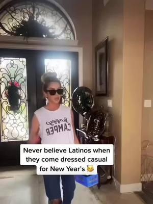 #latinostiktok #latinos #sala #hispanictiktok #latinastyle #hispanicsbelike #latinoproblems #nye2025 