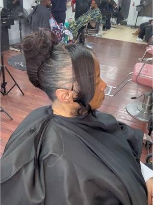 Timeless elegance,the classic French Roll😍😍🔥#frenchroll #updo #updohairstyles #updos #bun #bangs #edges #elegent #classichair #oldcshoolhairstyle #cutehairstyles #merakihairloft💜 #phillyhair #phillyhairstylist 