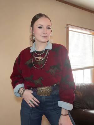 Definitely forgot to post my Christmas fit check yesterday🤪 #ranchgirlfriend #westernfashion #westerninfluencer #cowgirlootd #westernoutfit #cowgirlfashion #casualcowgirl #graceemcreynolds #rafterarrowb #beagoodperson #giveallglorytogod 