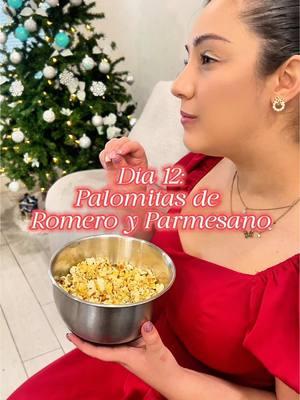 DÍA 12: PALOMITAS DE ROMERO Y PARMESANO 🎅🏻Como receta final en esta serie de 12 días, te enseñaré estas palomitas que me han obsesionado desde que las probé. Es una manera de comer palomitas diferente, y esta vez le daremos un toque navideño 🍿. Ingredientes: 🎄1/2 taza de granos de maíz para palomitas  🎄Aceite de Coco 🎄2 cucharadas de mantequilla sin sal (derretida) 🎄1 cucharada de romero fresco (picado) 🎄1/4 de taza de queso parmesano rallado 🎄Sal y pimienta al gusto 🎄Ajo en polvo, opcional Instrucciones: Prepara las palomitas de maíz en una olla caliente a fuego medio-alto, con 2 cucharadas de aceite de coco, tapa y espera que vayan explotando hasta que veas que los ‘pop’ se han espaciado. Una vez listas, rocía la mantequilla derretida sobre ellas y mezcla bien. Luego, espolvorea el romero picado o en polvo, el queso parmesano, y sazona con sal y pimienta al gusto. Mezcla todo y sirve de inmediato. Te invito a ver tu película navideña favorita comiendo estas palomitas. ¿Qué película verías? 📹🎄 SUSTITUCIONES: ⭐ ️ Puedes sustituir la mantequilla por ghee ✨. ⭐ ️Puedes sustutuir el queso parmesano por levadura nutricional ✨. ¡SORPRESA! ¿Quieres recibir un recetario con todas las recetas de nuestro especial de 12 días? Comenta la palabra "REGALO" si deseas obtenerlo y lo recibirás en tus mensajes privados HOY🌟🎁. ¡FELIZ NAVIDAD! Con amor, Gabby de Natórganica 💚 #recetanatorganica #palomitasnavidenas #romeroyparmesano #snackssaludables #navidad2024 #cocinafacil #hechoencasa #recetasrapidas #ideasnavidenas #meriendasdeliciosas #comidafit #alimentacionsaludable #snackssaludables #navidadenfamilia #sabornavideno #popcornlover #recetasoriginales #vidafit #navidadsaludable #romerofresco #quesoparmesano