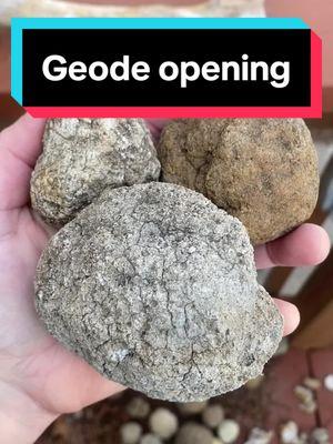 I did a terrible job guessing this round 😂 #rocks #rocktok #crystals #crystaltok #rockhound #rockhounding #geode #geodes #geodecracking #keokuk #iowa #keokukgeodes 