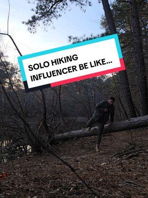 solo hiking influencer be like... #Hiking #nature #hikingadventures #hikinglover #humor #comedy #preacherrock #georgiahiking #georgiamountains #parodia #influencer #hikingtiktok 