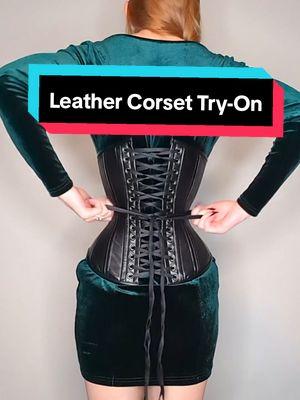 More leather!!! The hourglass silhouette never fails me. Thank you for the gift, Ben! #corset #corsettok #leathercorset @TTcorsets 