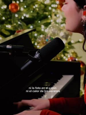 una canción para todas las personas que tal vez tienes lejos esta navidad ❤️‍🩹🎄🫧  #joaquina #musica #cantante 