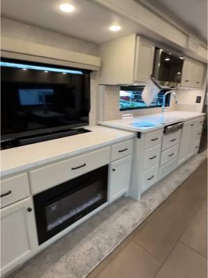 @Tiffin Motorhomes Byway 38 CL with a Full-Wall Slide, Dual Bath Sinks, King Bed Slide Out, Residential Refrigerator & Booth Dinette Sleeper_2024 #generalrv #generalrvcenter #RVTour #ClassA #tiffinmotorhomes