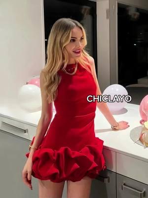 Vestido perfecto para fin de año #chiclayo #chiclayo_peru #moda #modafeminina #ropamujer #ropaentendencia #newyear #añonuevo 