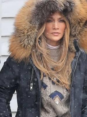 Bien cuidada😃⛄️☃️❄️💦💧🎄#JLO #solojlo #jenniferlopez #jlo #jeniferlopez 