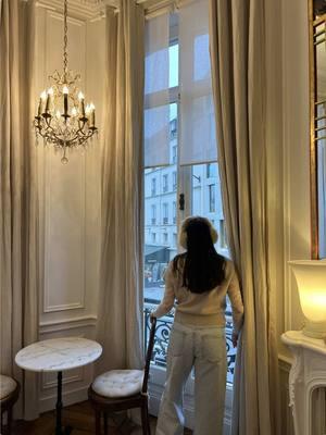 Practicing mindfulness even (and especially) on vacation 🌥️✨🕯️📔#mindfulness #journaling #pinterestinspired #romanticizeyourlife #slowmorning #slowliving #slowlife #pocketsofpeace #calmlife #paris #parisianstyle #parisianapartment