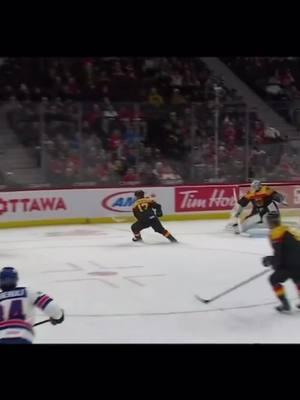 James Hagens scores for Team USA @ the World Juniors. Backhand catch, forehand shot. #jameshagens #usahockey #worldjuniors #bostoncollegehockey 