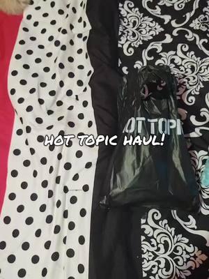 got too lazy #hottopichaul #december26 #hottopic 