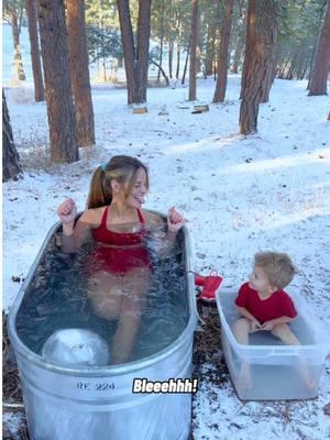 Have you ever seen a bowling ball made out of ice? No? Well now you have!👍🏼😅 #ice #icecube #icequeen #icebath #coldplunge #momlife #kids #funny #snow #winter #cold #daily #cute #snowing #iceball #bowling 