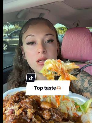 A whole lot to say and said nothing 😭😂 #foryoupage #fyp #trending #literallyliana #viral #eat #mukbang #foodreview #oxtail #jamaica #jamaicatiktok #cabbage #eating 