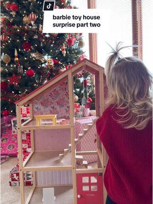 Absolutely priceless 🥹🎀😱 shock, disbelief followed by excitement when she realized she wasn’t dreaming ✨ the best. #girlmom #woodendollhouse #christmasmagic