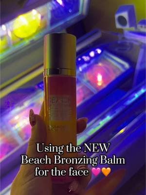 Beach Bronzing Balm is DARK 🤎 And worth every penny 🩷💛😍 #tanninglotion #tanning #tanningbed #tanningsalon #sunbed #tan #facelotion #CapCut #glamorous 