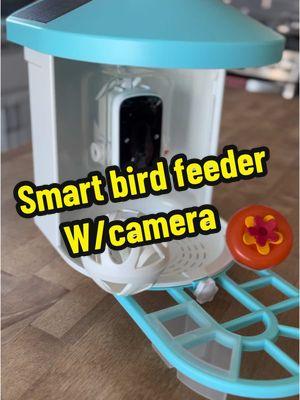 My wife likes watching birds in the yard, so now she can get a close up any time. Makes a perfect gift @Vevor_mabel0702 @Vevor_US #vevor#birdfeeder#smartfeeder#