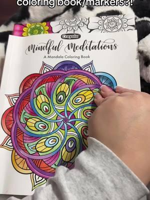 New obsession… drop your favs! #adultcoloringbook #relaxingvideos #obsessesion #colorwithme 