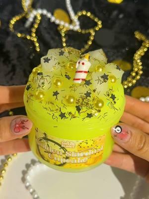 Golden Stardust Cupcake ✨ This slime comes with a sizzly icee slime base and extra translucent gel syrup with sponges for squishing! It's scented like yuzu lemons and is super satisfying for play #asmr #snoopslimes #slime 