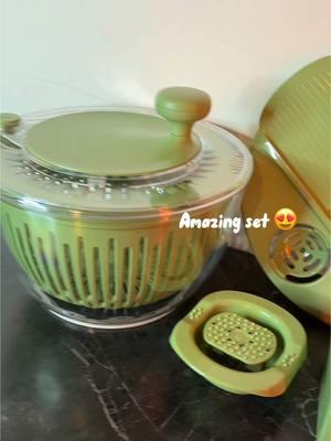 New year, new you- eat your veggies! 🥗 Love this salad spinner and vegetable cutter set! 😍 Unboxing this holiday haul #unboxing #saladspinner #vegetablecutter #eatyourvegetables #newyearnewme #newyearnewyou #newyeargoals #holidayhaul #giftguide #ttsdelightnow #newyearnewaura 