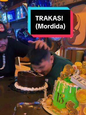 Me eh convertido en ese "Tio" 💀😂 #trakas #mordida #cumpleanos #956rgv #rgv #mcallentx #956 #fyppppppppppppppppppppppp #fyp 