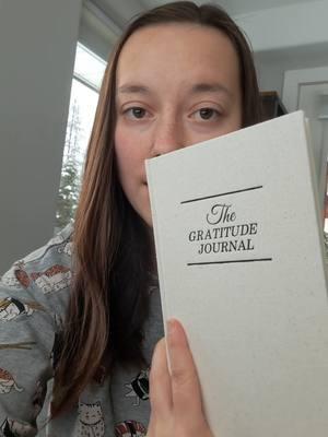 it also feels sturdy, has quality pages, and opens comfortably to write in. #gratitude #gratitudejournal #journaling #SelfCare #mindsetmotivation #habits #success #reflection #newyearnewaura 