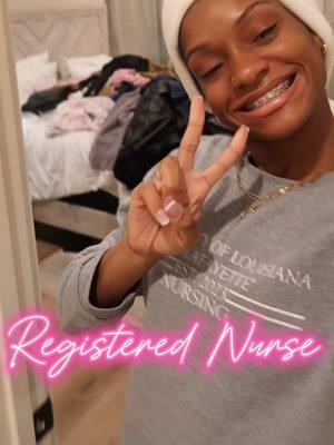 Everybody wants to be a nurse but here’s the reality 😭 #nursesoftiktok #nursetok #nursing #nurselife #grwm #Vlog #bsnrn #registerednurse 