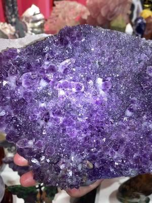 Beautiful amethyst cluster 💖🔮#crystals #crystalshop #tiktokshopping #TikTokShop #crystalshopping #amethyst #amethystcluster #crystalhealing 