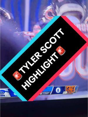 Follow me for NFL Content🏈 Check out all my socials pinned on my profile! #nfl #fyp #football #footballtiktok #coverage #gameday #nflgameday #week17 #2024 #thursday #night #thursdaynight #tnf #thursdaynightfootball #seattle #seahawks #seattleseahawks #chicago #bears #chicagobears #tylerscott #punt 