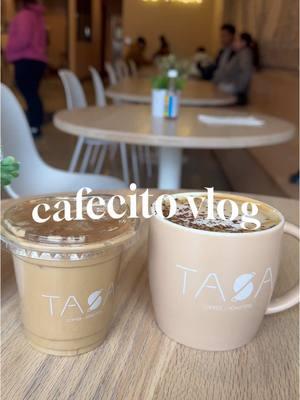 Sunday Cafecito @tasa.coffee.roasters latina owned coffee shop tried salted caramel latte and their green tamales were 🔥💕 #cafecito #chicagocoffee 