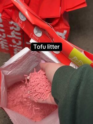 Switching to tofu cat litter! #catlitter #automaticlitterbox #selfcleaninglitterbox #tofucatlitter #allnaturalcatlitter #safecatlitter #michu #cattok @meowant.us @Michu Pet US 