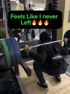 Hitting Deep Squat🔥🔥#creatorsearchinsights #barbellsquats #fitness #fitfam #fit #motivation #inspiration #workout #inspire #fitnessmotivation #bodybuilding #bodybuilder #fitnessjourney #strong #strongman #strongbench #muscle #facebookpage #gym #GymLife #nevergiveup #positivity #gymmotivation #fyp #shortsvideos #strength #viralreels #viralvideo #explorepage #viralpost #legs #legday #quads 