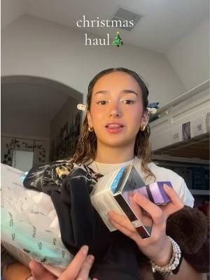 christmas haul🎄 | #chirstmas2024 #christmas #christmashaul #haul #christmashaul2024 #real #relatable #07 #grateful #highschool #grwm #grwmroutine #grwmmakeup #grwmchallenge #grwmaesthetic #grwme #blowup #viral #foryoupage #fyp #foryou #fyp #fypviral #foryoupageofficiall #fy  #fypage #GRWM #beauty #makeuptutorial #makeuptut #makeuplook