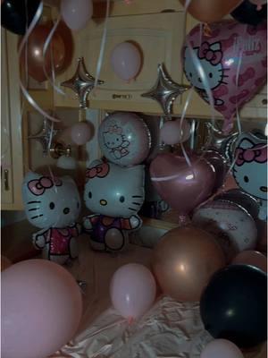 Happy Birthday to me !                 𐙚 ˚🍰 ⋆｡˚ ᡣ𐭩 #birthdaygirl #hellokitty #party #twentyone 