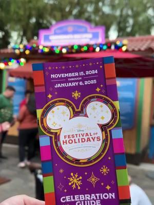 Everything we tried at this year’s Festival of the Holidays at Disney California Adventure Park! The turkey galentine slider, berry paloma, and the kugel mac and cheese were my favorites. Are you going to the festival this year? What are you looking forward to trying?  #disneyfestivalofholidays #disneyland #sipandsavorpass #disneycaliforniaadventure #disneyparks #disneyfood #disneyfoodies