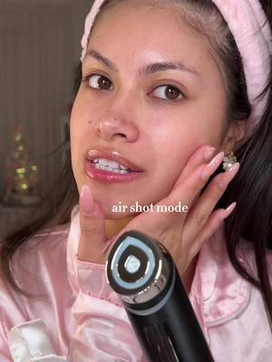 poreless skin but at what cost.. airshot mode you sting so bad i hope it's worth it #airshotmode #agerboosterpro #medicube #porelessskin #skincareroutine #skincaretools #skincaretiktok #koreanskincare 