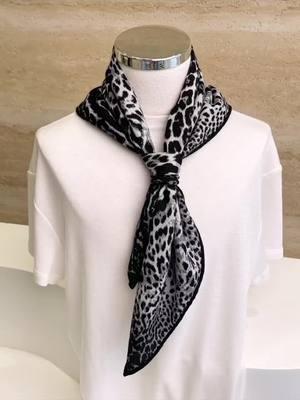 Scarf are the most fashionable to wear and share #scarffactory #styletipsforyou #christmaspresent #scares #fashion #customsilkscarf #ClimaQuenteCabeçaFria #scarves #varying #teaching 