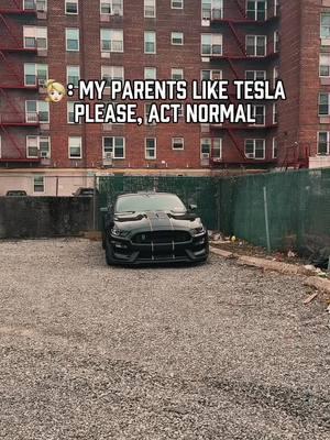 That's normal tho..🤷🏻‍♂️ #ford #shelby #gt350 #mustang #fordperformance  #shelbygt350 