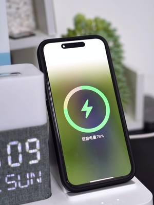 7-In-1 Wireless charging statiion with night light #wirelesscharger #charging #powercharger #7in1 #nightlight #fastcharger #foryoupage #TikTokShop #desktop #phonecharger 