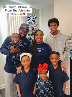 Happy Holidays 2024 from The Johnson Family! We love you and we pray peace, prosperity and love in your new year! #christmas #newyear #gotitans #familyfriday #familyphotoshoot #familyphotos #jcrew #theseven #xo 